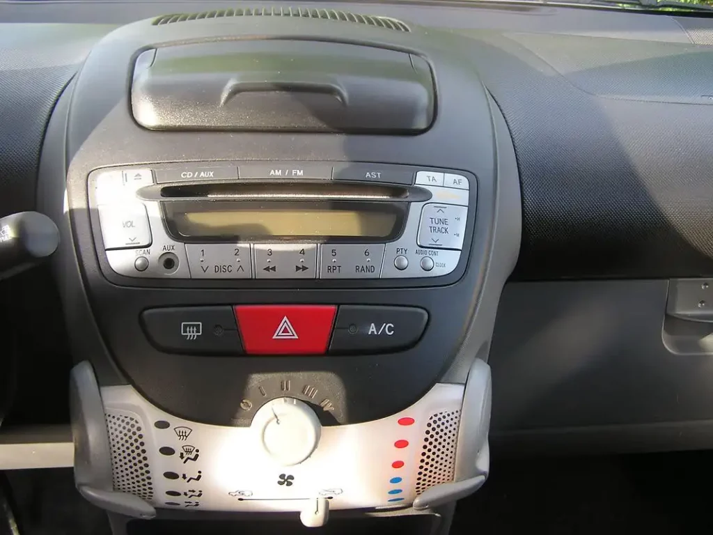 toyota aygo interieur 2